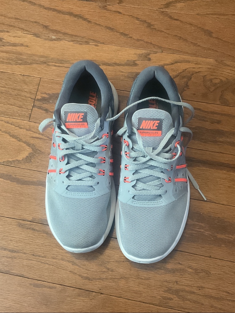 Nike Men’s Light Gray Athletic Sneakers with Coral Accents